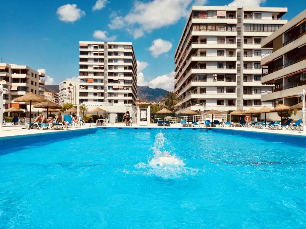 Nogalera 110 City Central 3 Seasonal Pools With Bar ตอร์เรโมลิโนส ภายนอก รูปภาพ